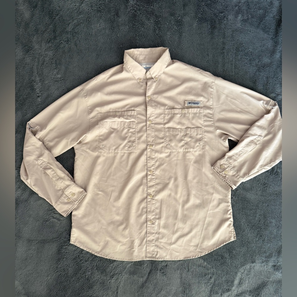 Columbia tan performance fishing gear button down